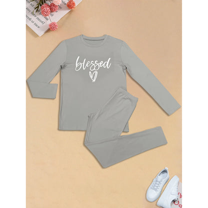 T-shirt and tight pants sportswear two-piece set